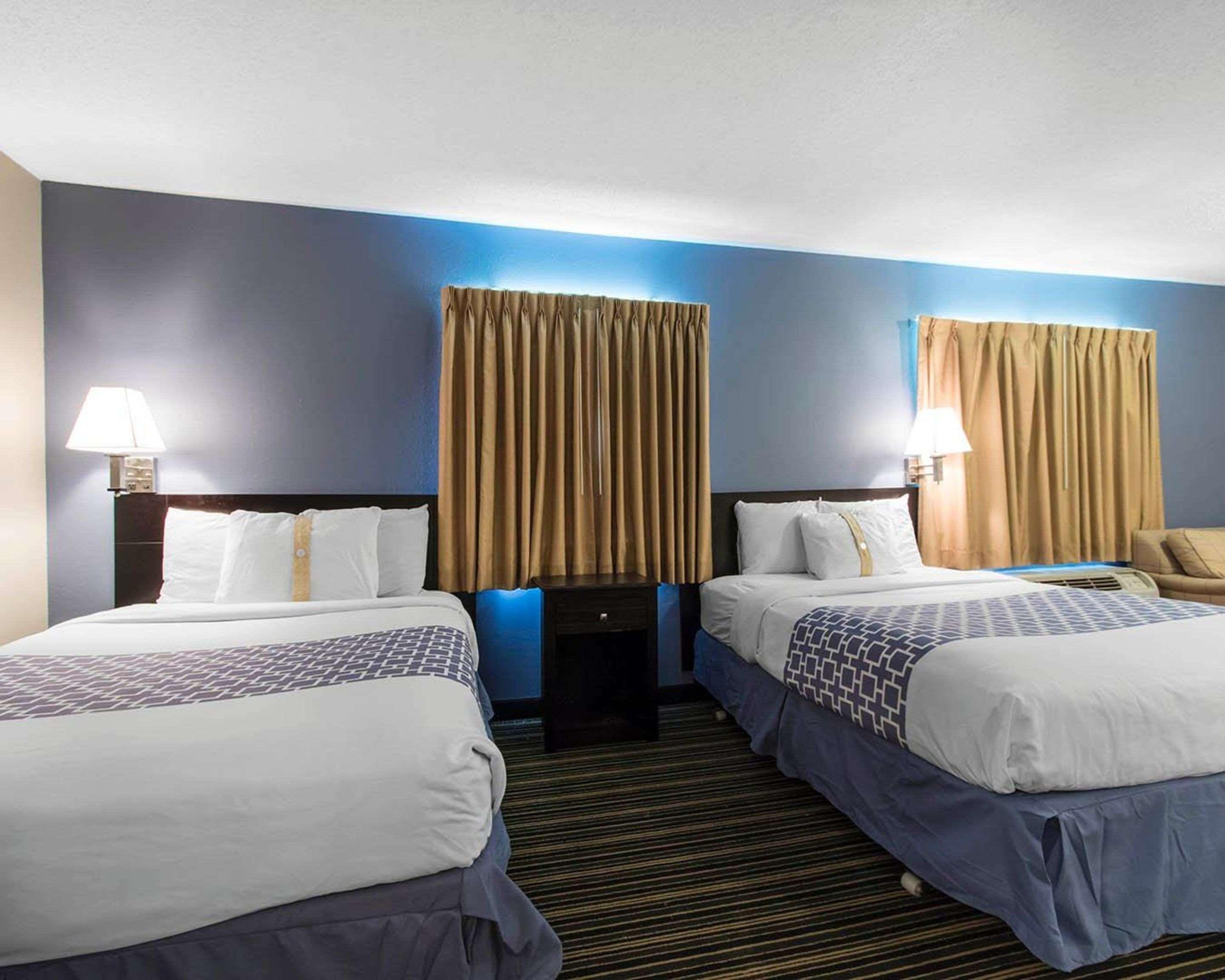 Suburban Extended Stay Hotel Naval Base Area Warrington Zewnętrze zdjęcie